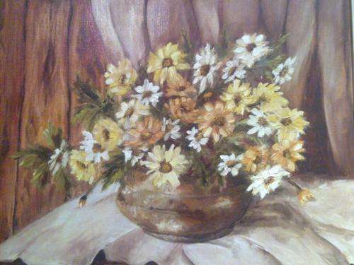 Lorraine Griffiths - Still life flowers - Absolutely Stunning